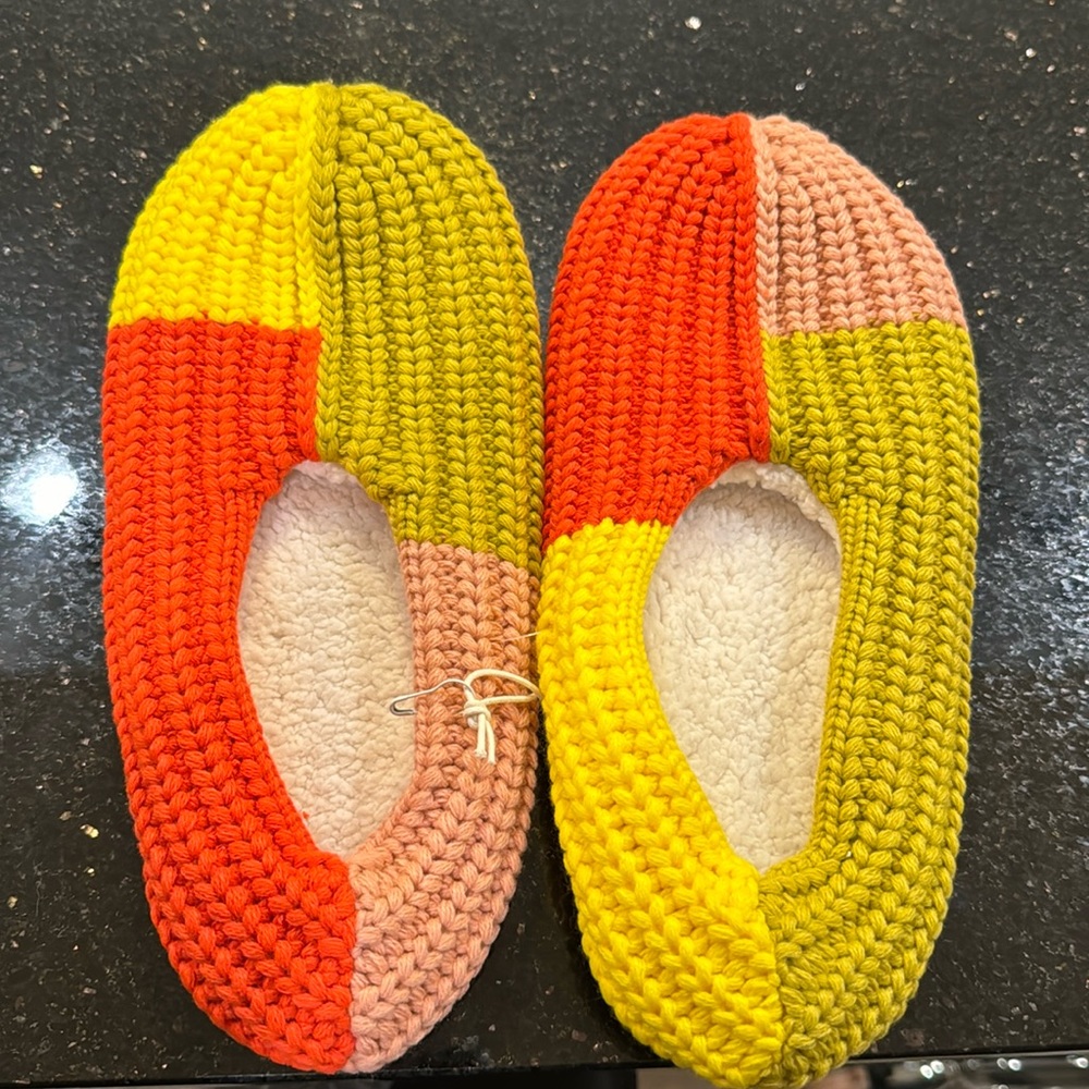 Women’s knit lounger slippers Anthropologie